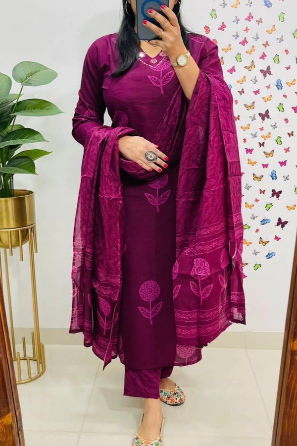 Elegance purple Cotton Embroidered Suit Set