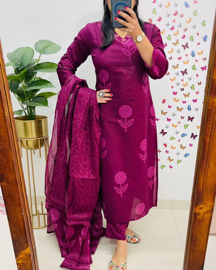 Elegance purple Cotton Embroidered Suit Set