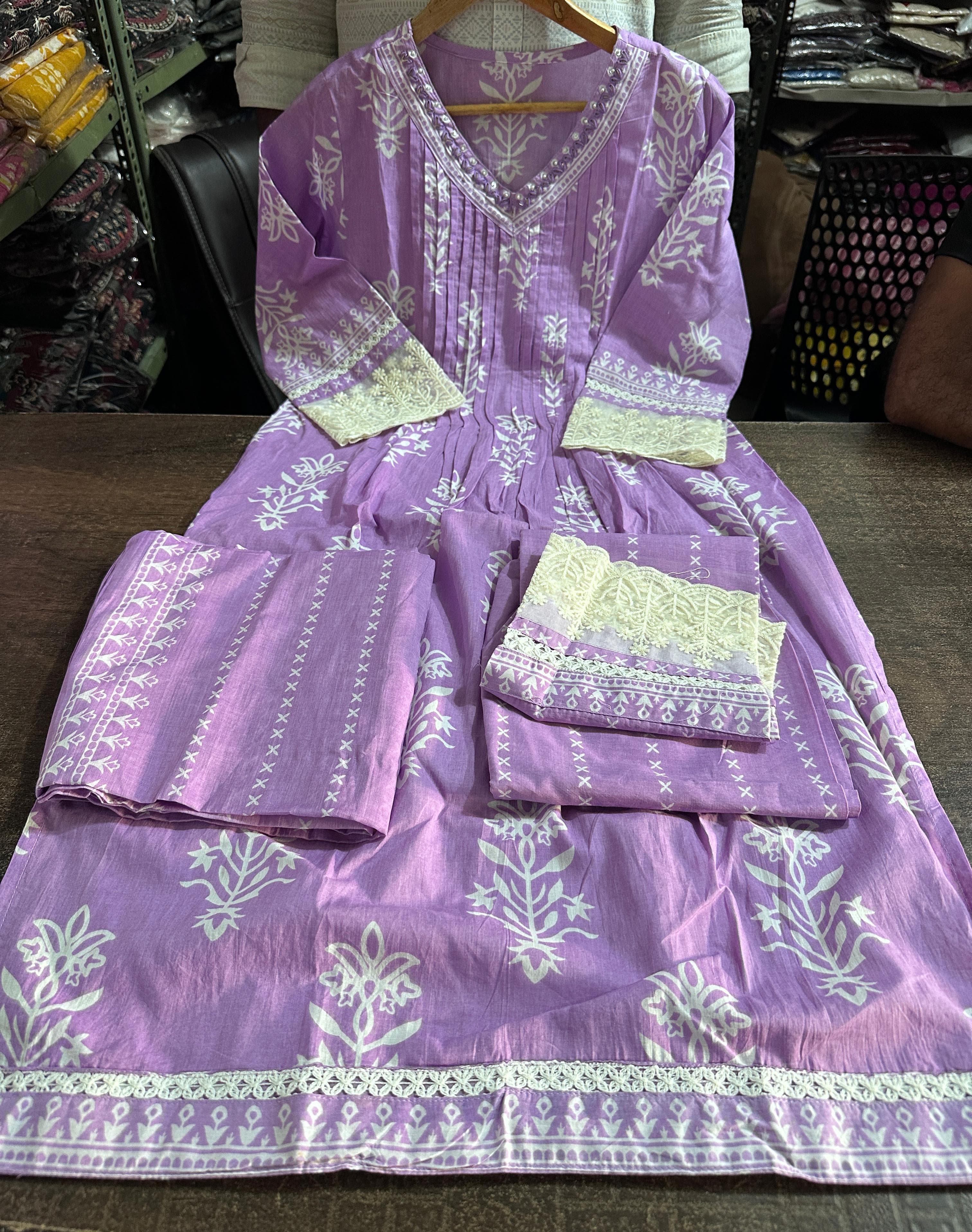 Beautiful V-Neck Grace Cotton Suit Set