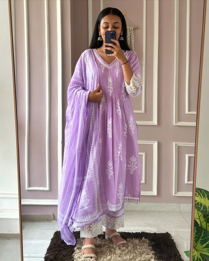 Beautiful V-Neck Grace Cotton Suit Set