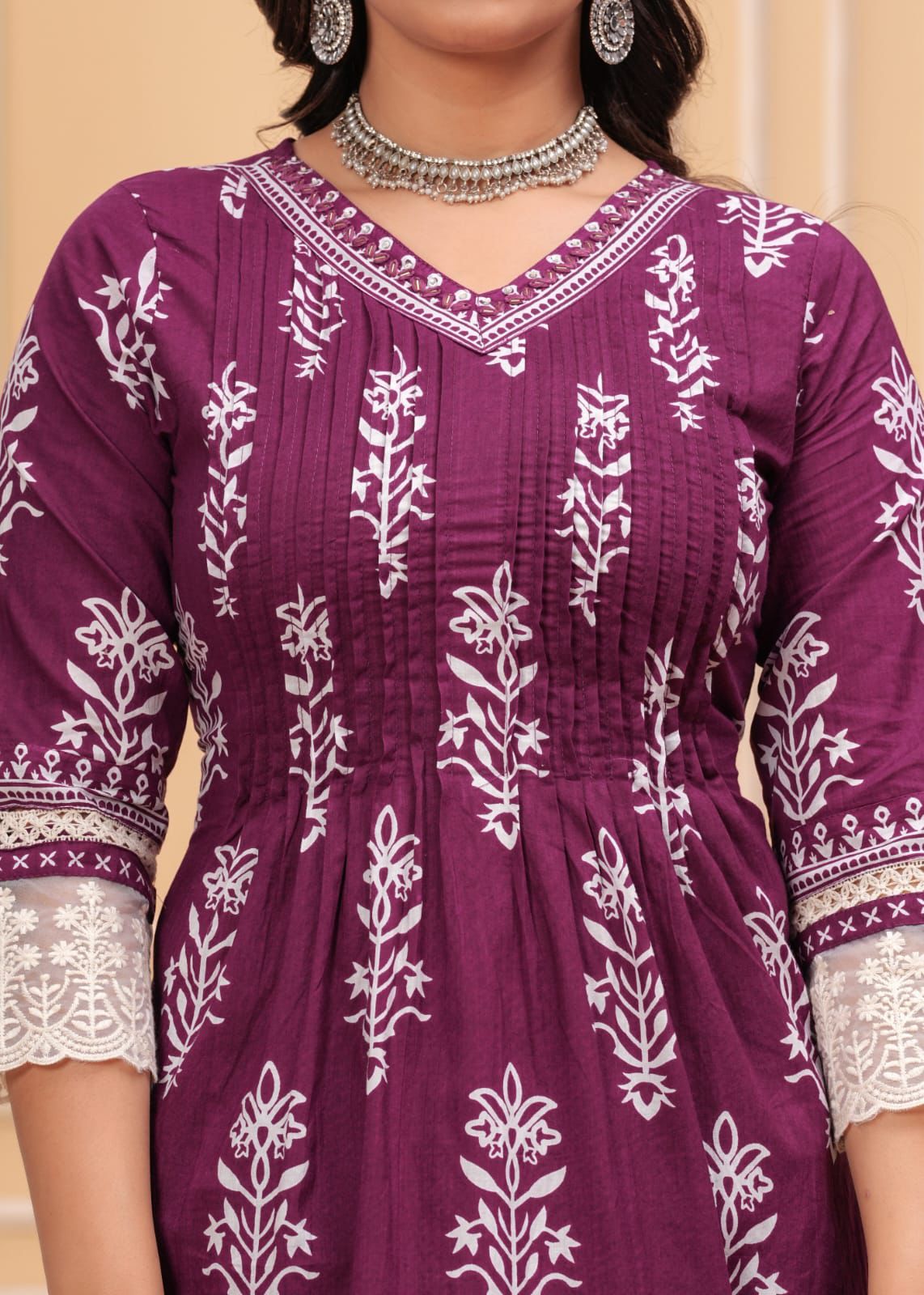 Beautiful V-Neck Grace Cotton Suit Set
