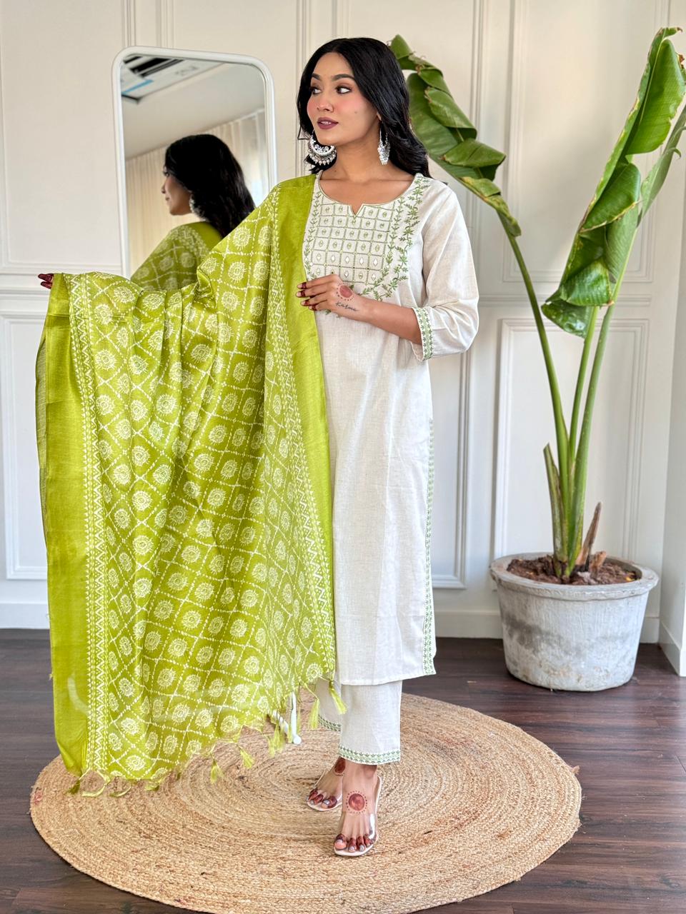 Ivory Essence Embroidered Cotton Silk Set