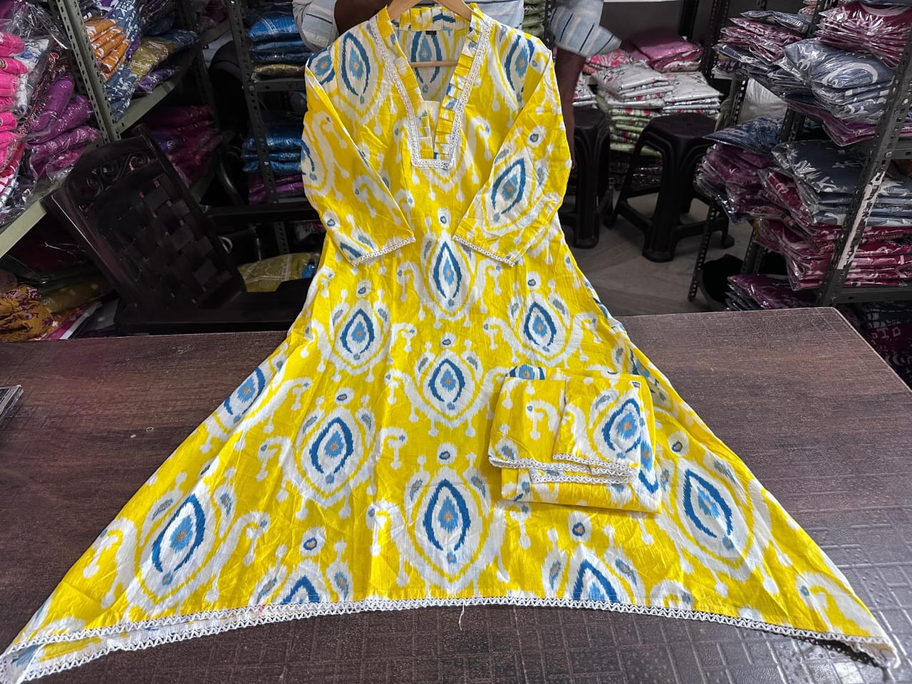 Traditional Apple-Cut Cotton Co-Ord Set