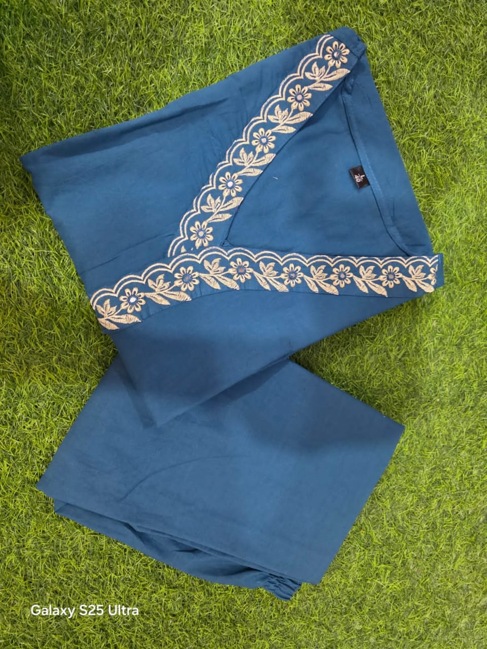 Trending Embroidered Cotton Set