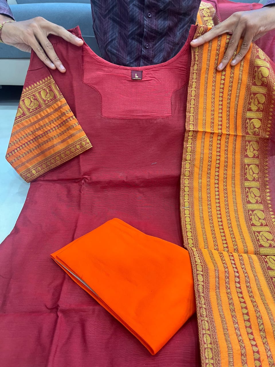 Kanchi Cotton Hand Zari Woven Suit Set