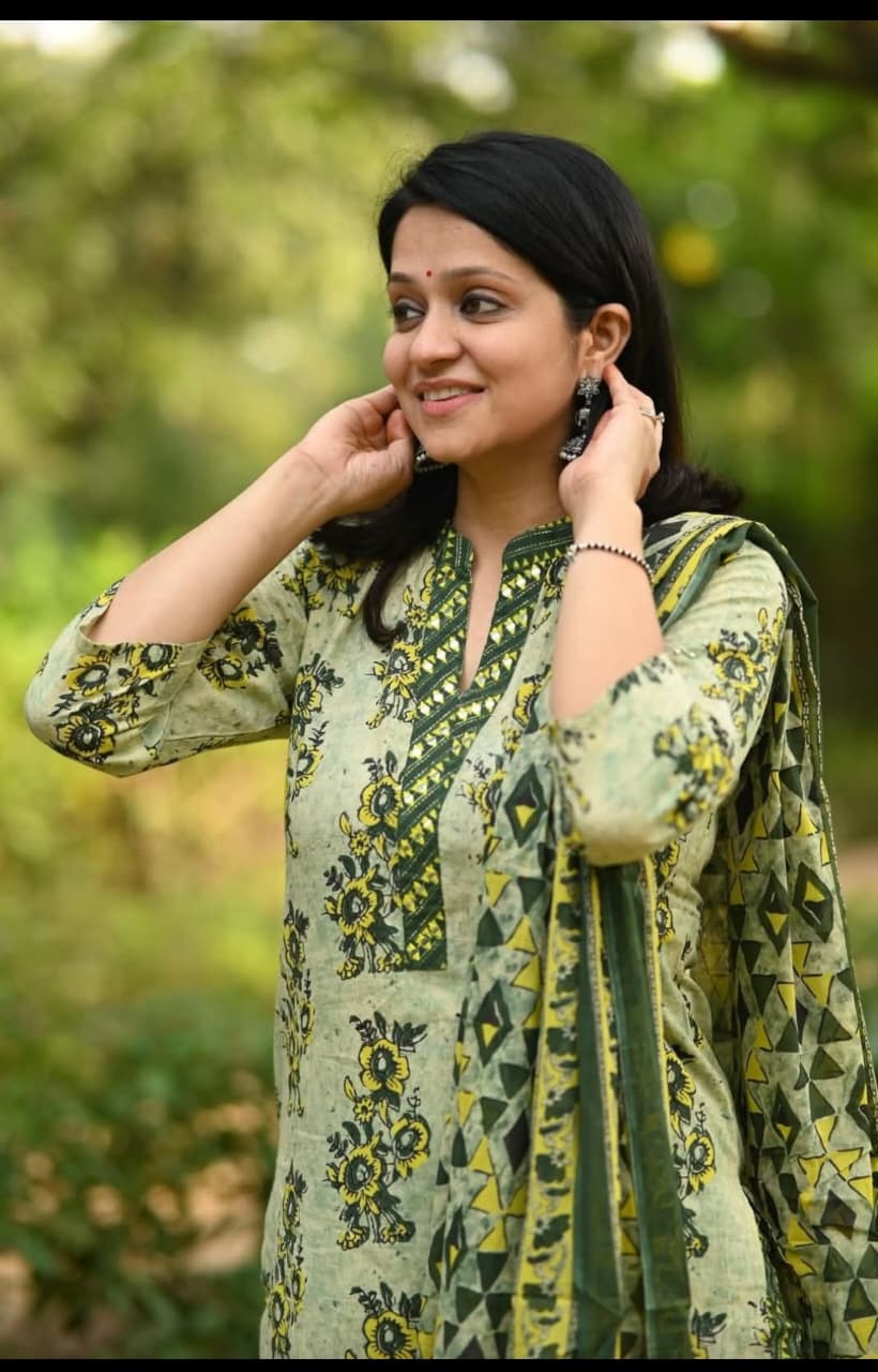 Hariyali Grace Printed Kurta Set