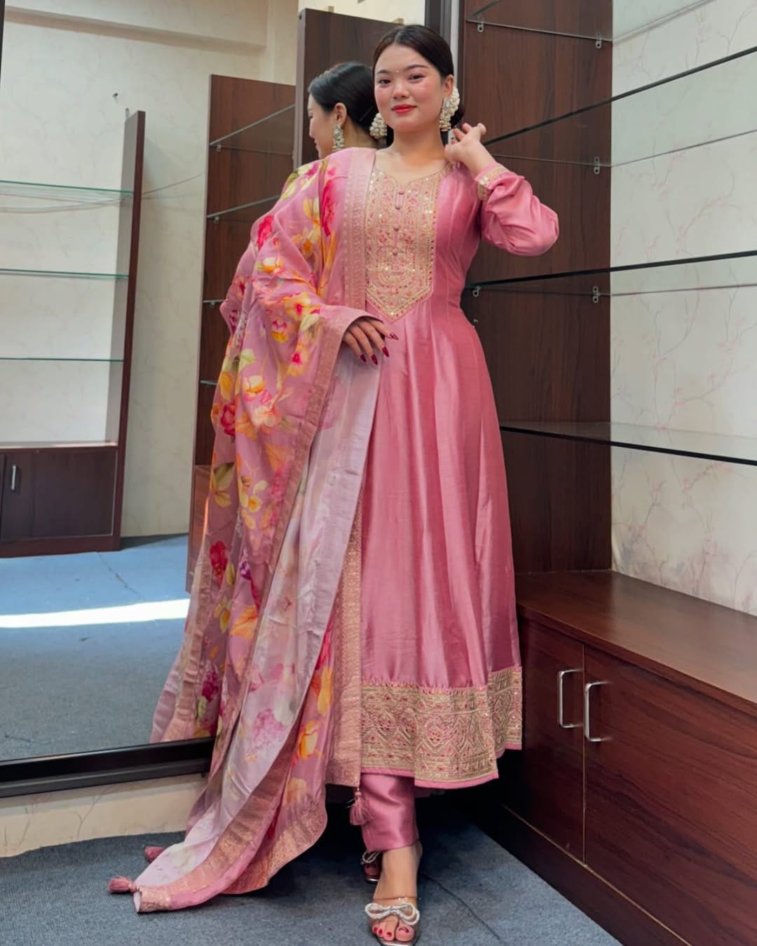 Zarira Banana Silk Anarkali Kurti Pant Dupatta Set
