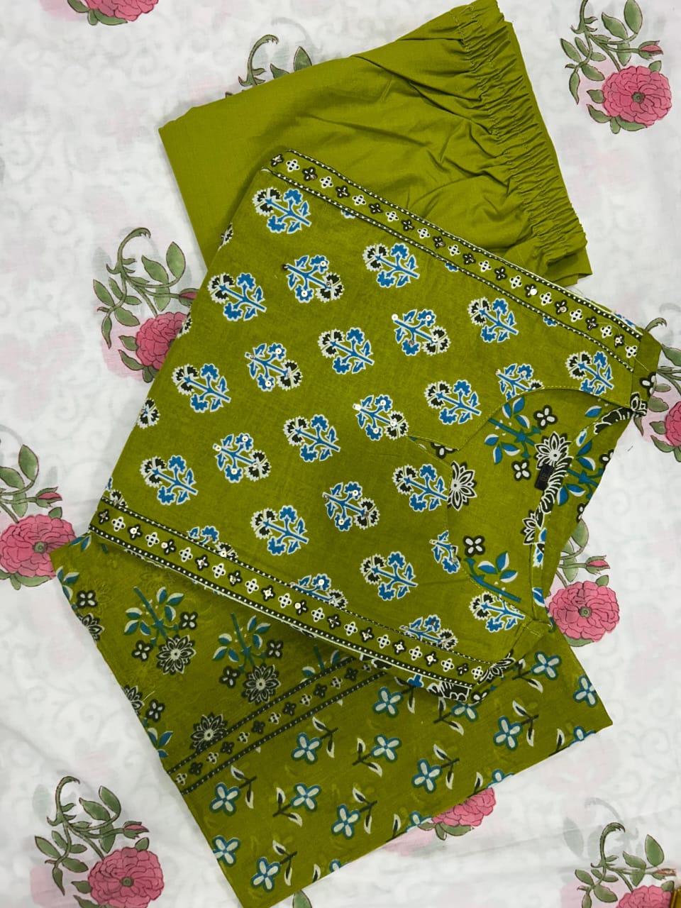 Pure Fine Cotton Mehendi Heavy Cotton Suit Set