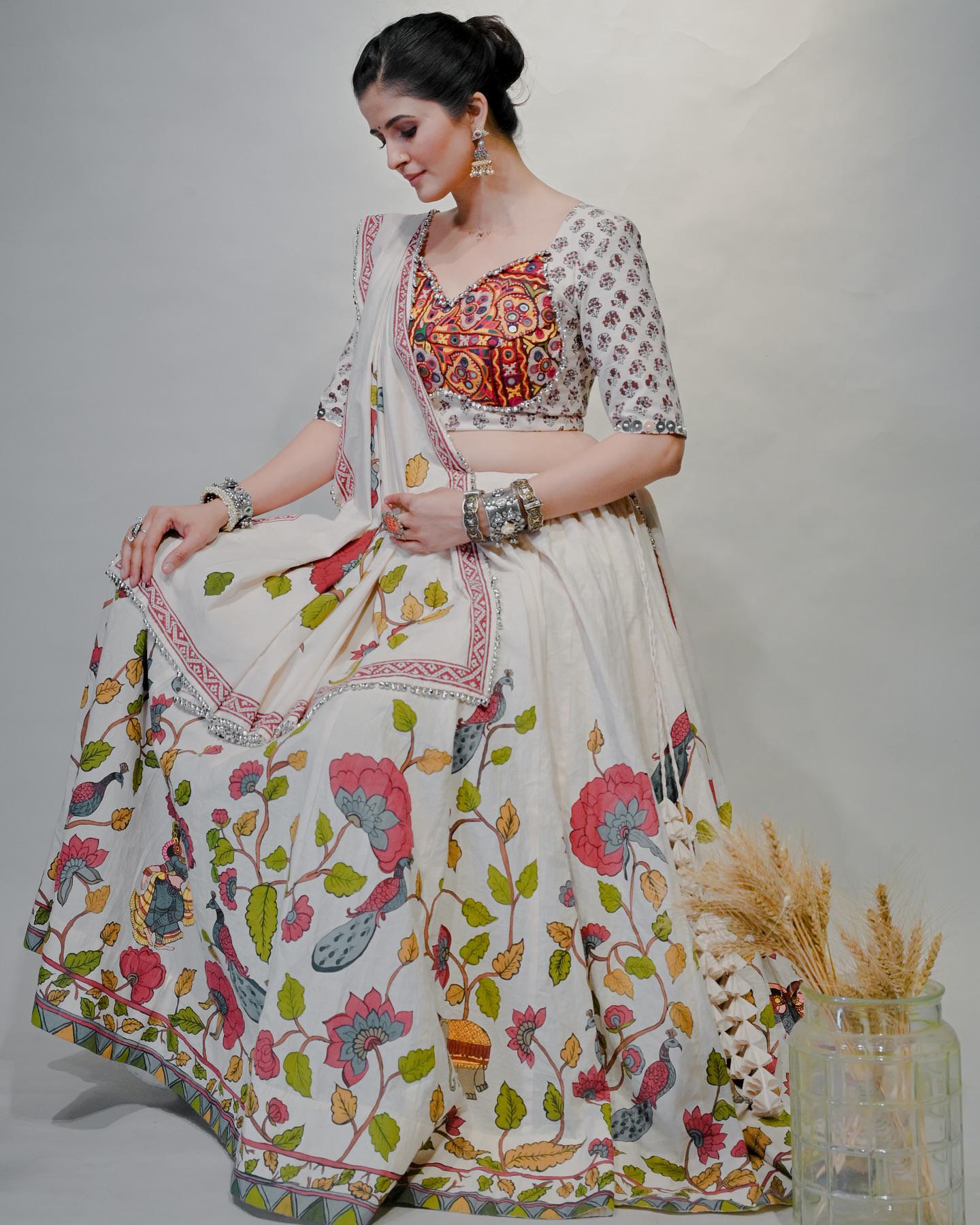 Gamathi Mirror Work Navratri Lehenga Set