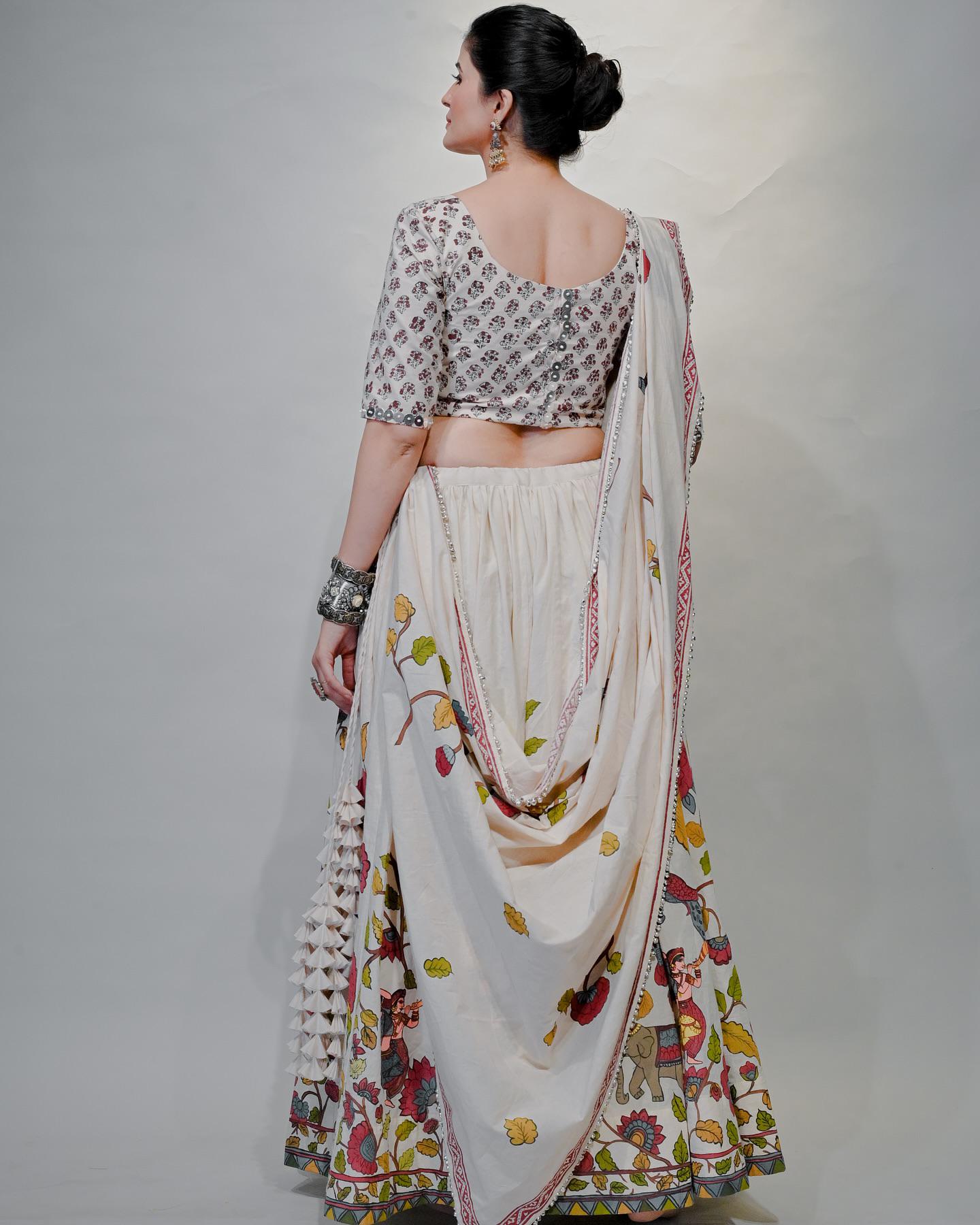 Gamathi Mirror Work Navratri Lehenga Set