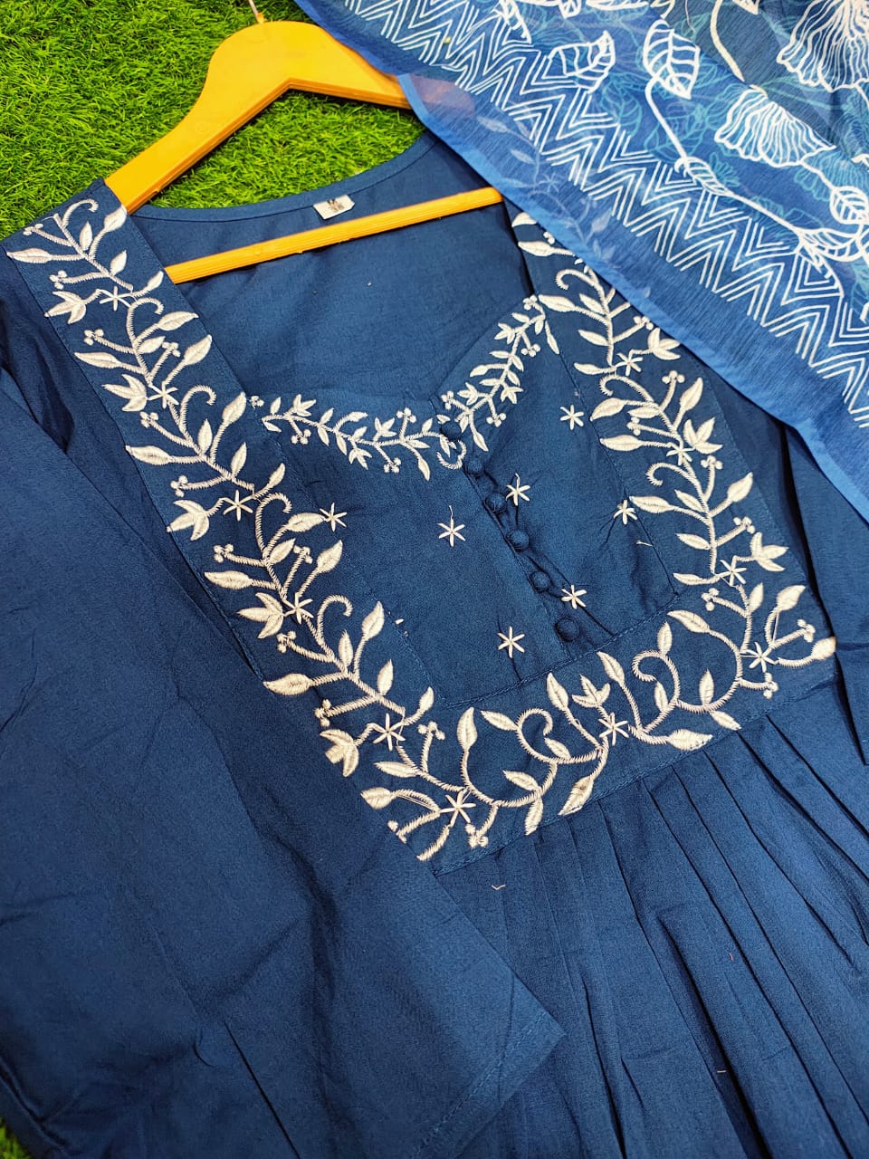 Beautiful Pure Grace Cotton Suit Set