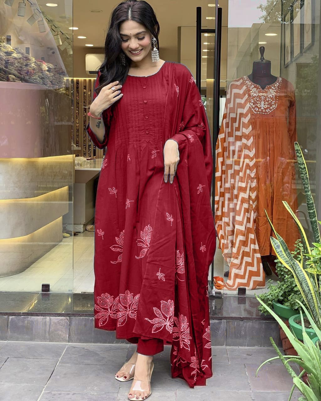 Elegance V-Neck Kurti Pant Dupatta Set