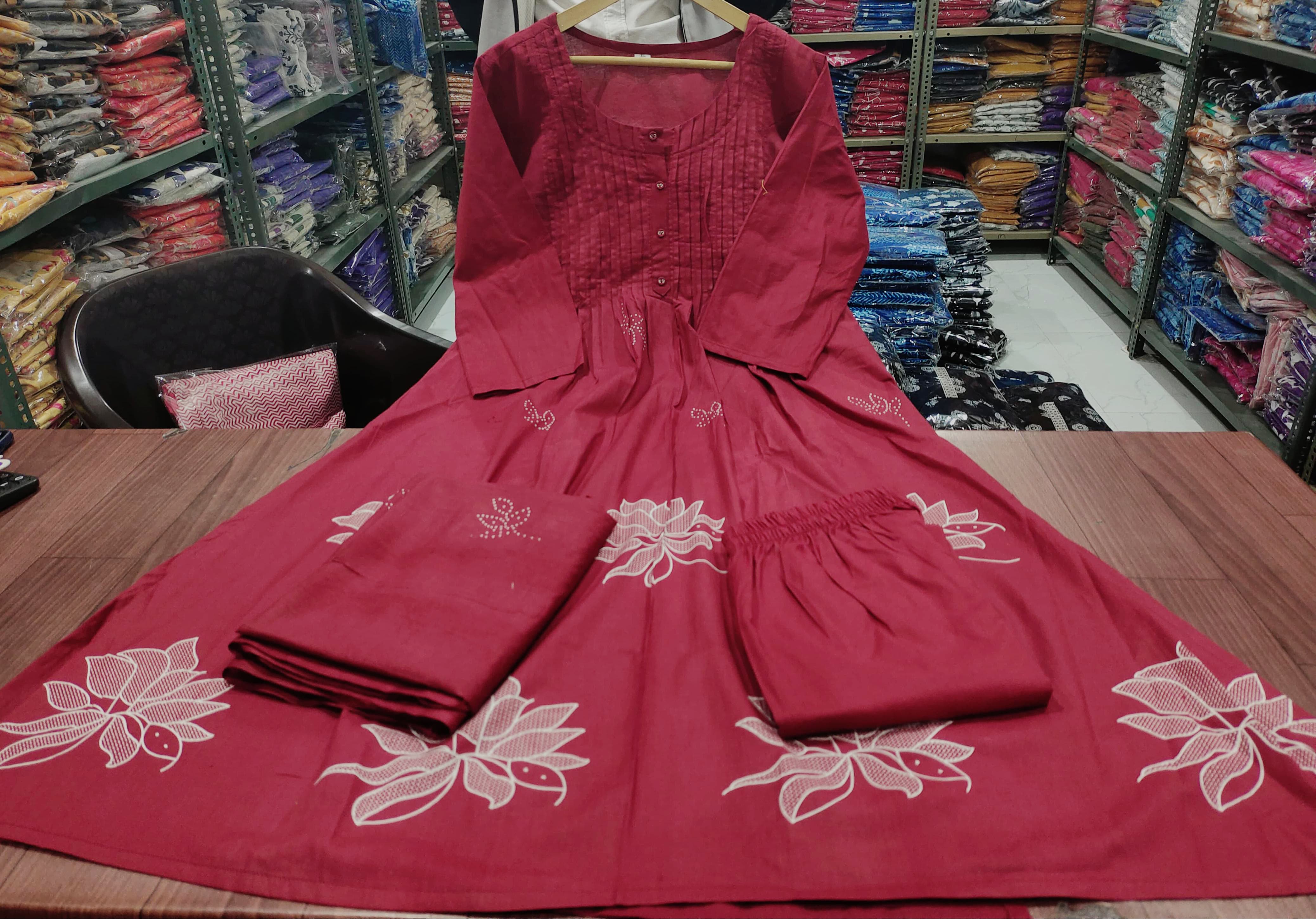 Elegance V-Neck Kurti Pant Dupatta Set