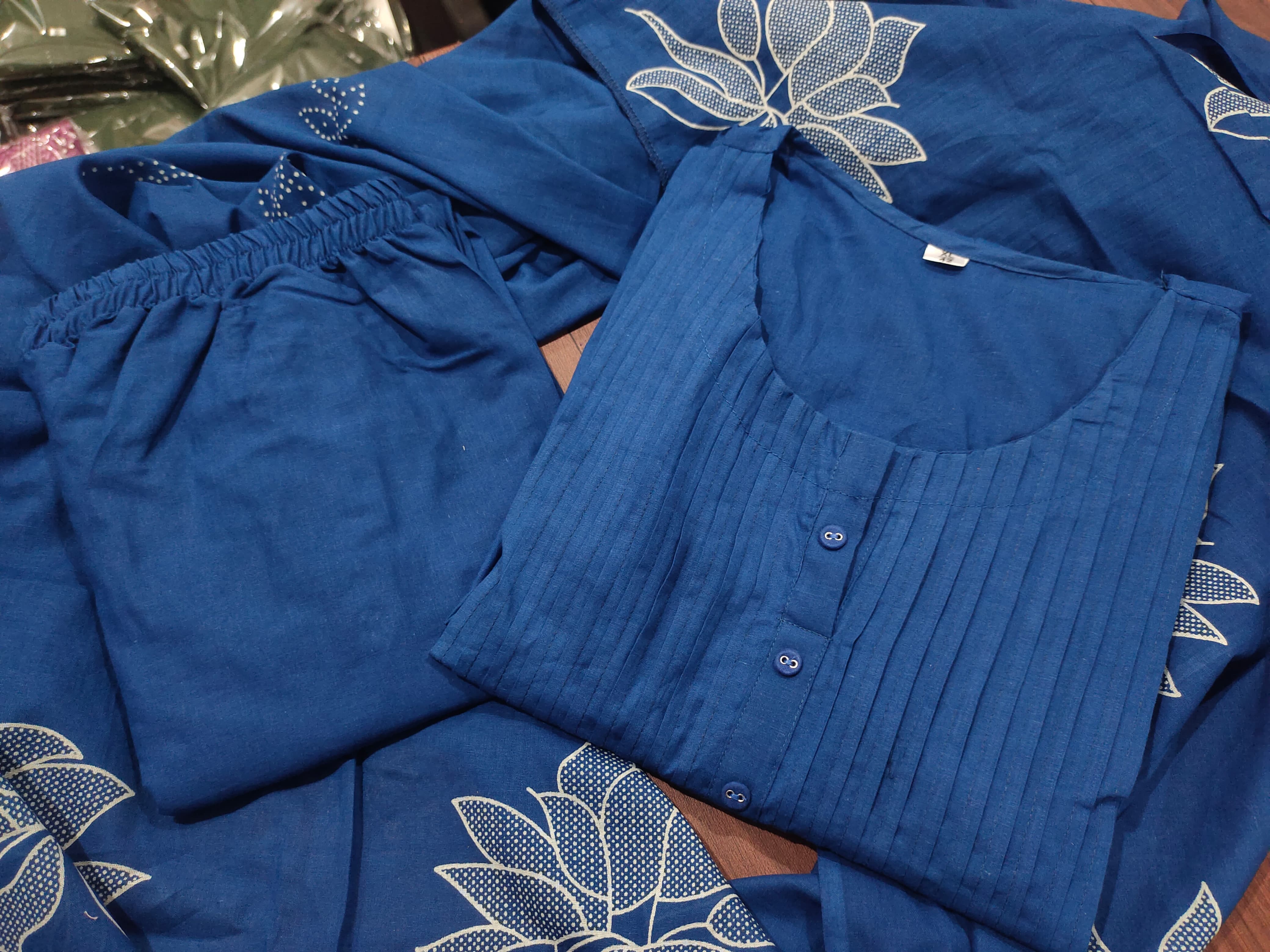 Elegance V-Neck Kurti Pant Dupatta Set