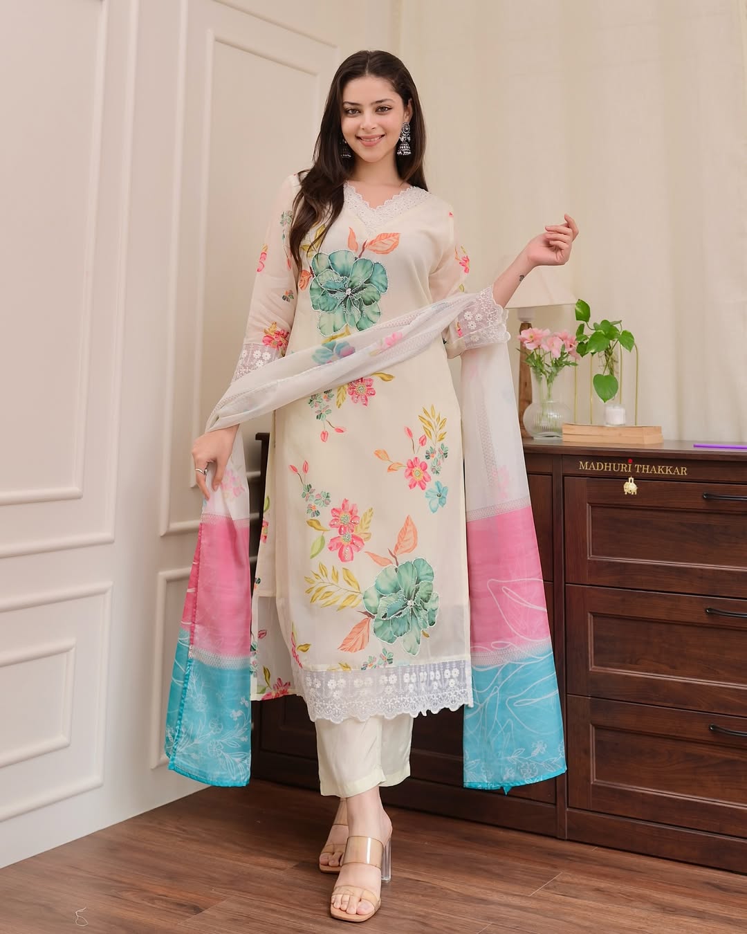 Noor-E-Orgenza Handwork Suit Set