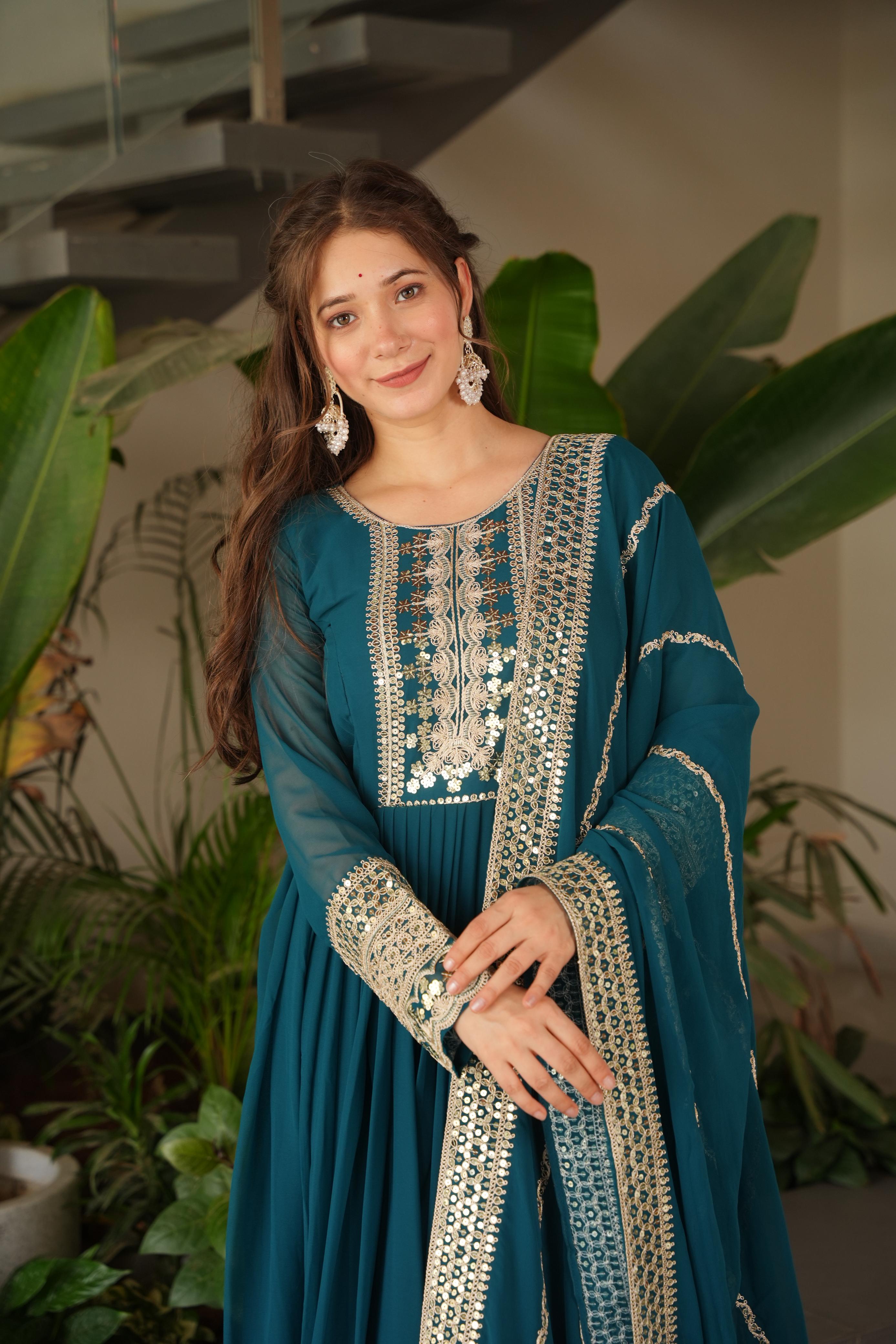 Noorani Siqunce Embroidered Fox Georgette Gown Set