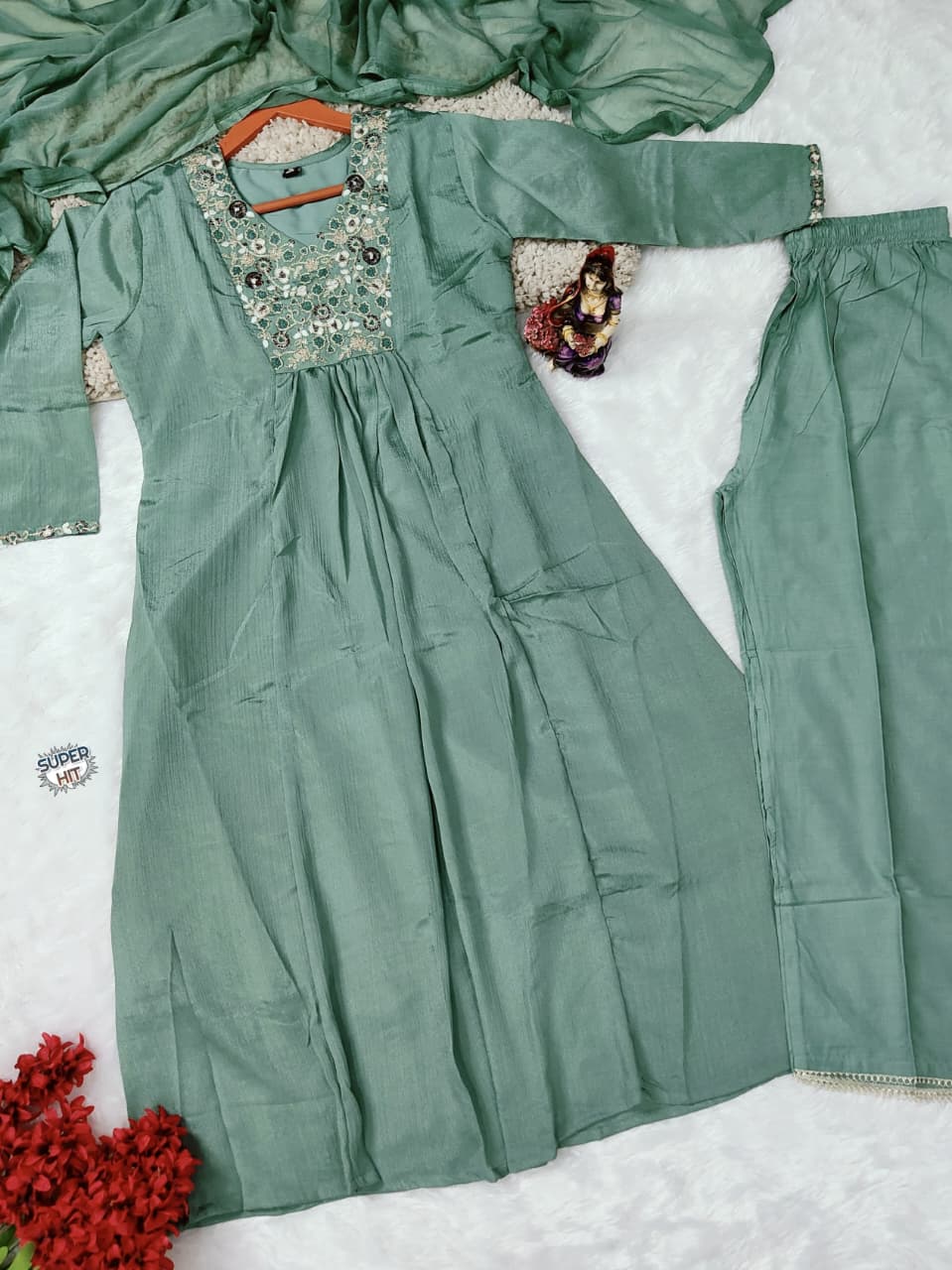 Noor-E-Gulab Embroidered Viscose Chinon Suit Set