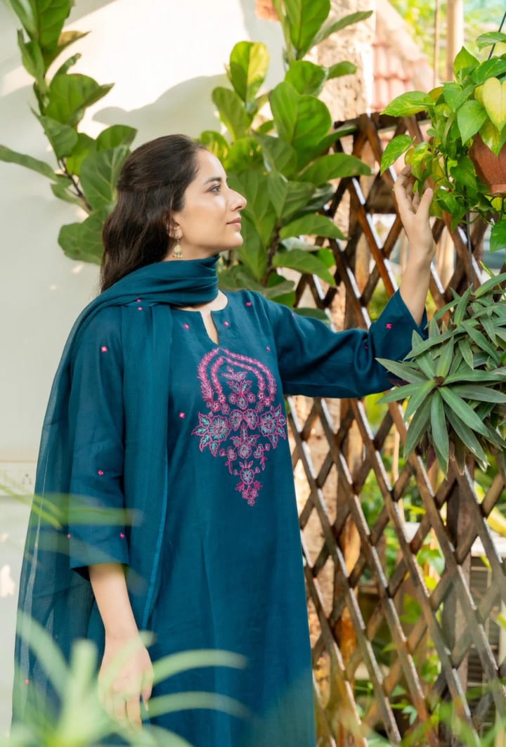 Morpanki Blossom Cotton Slub Kurta Set