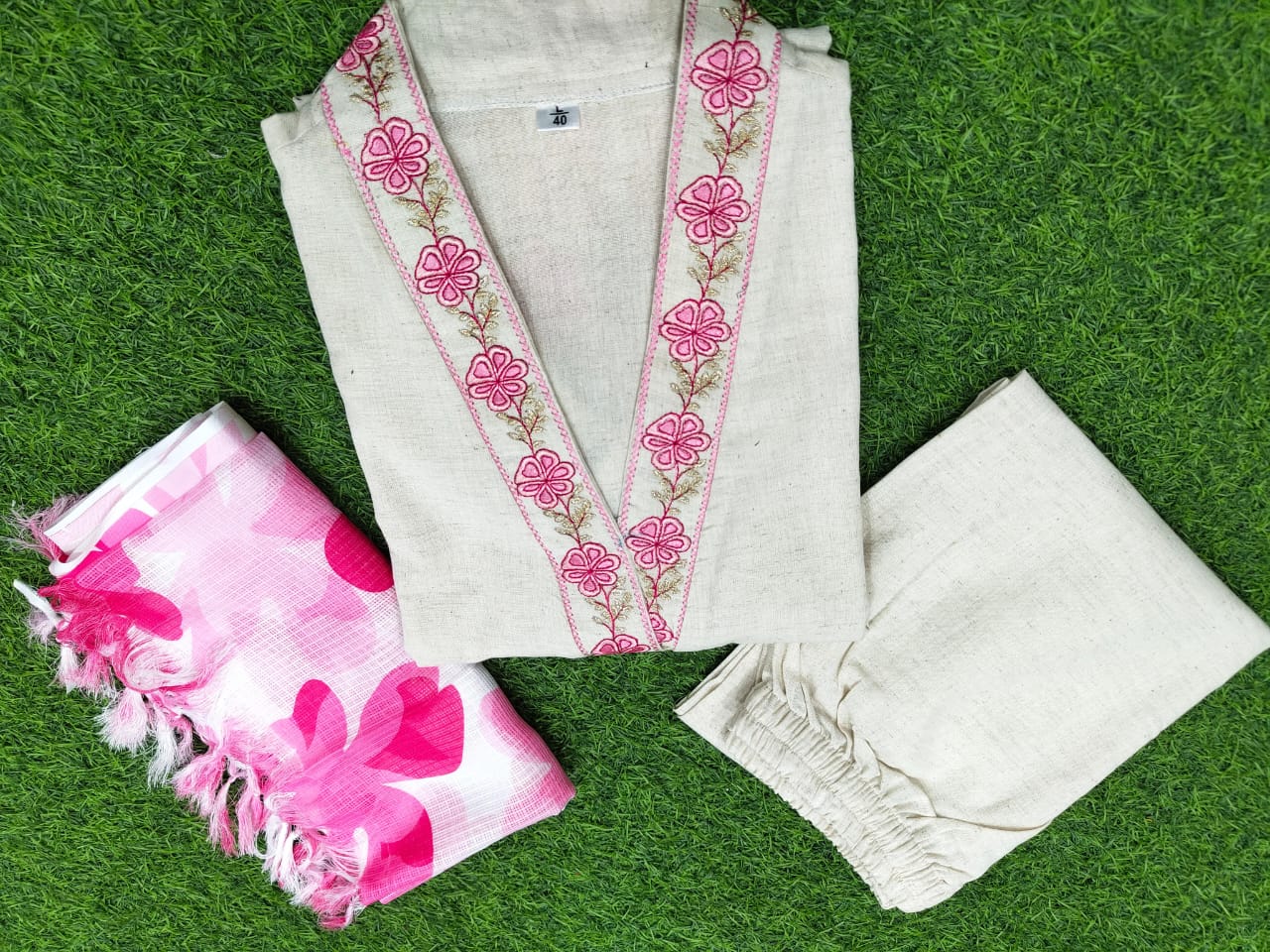Noor-E-Nazakat White Cotton Flex Embroidery Suit Set