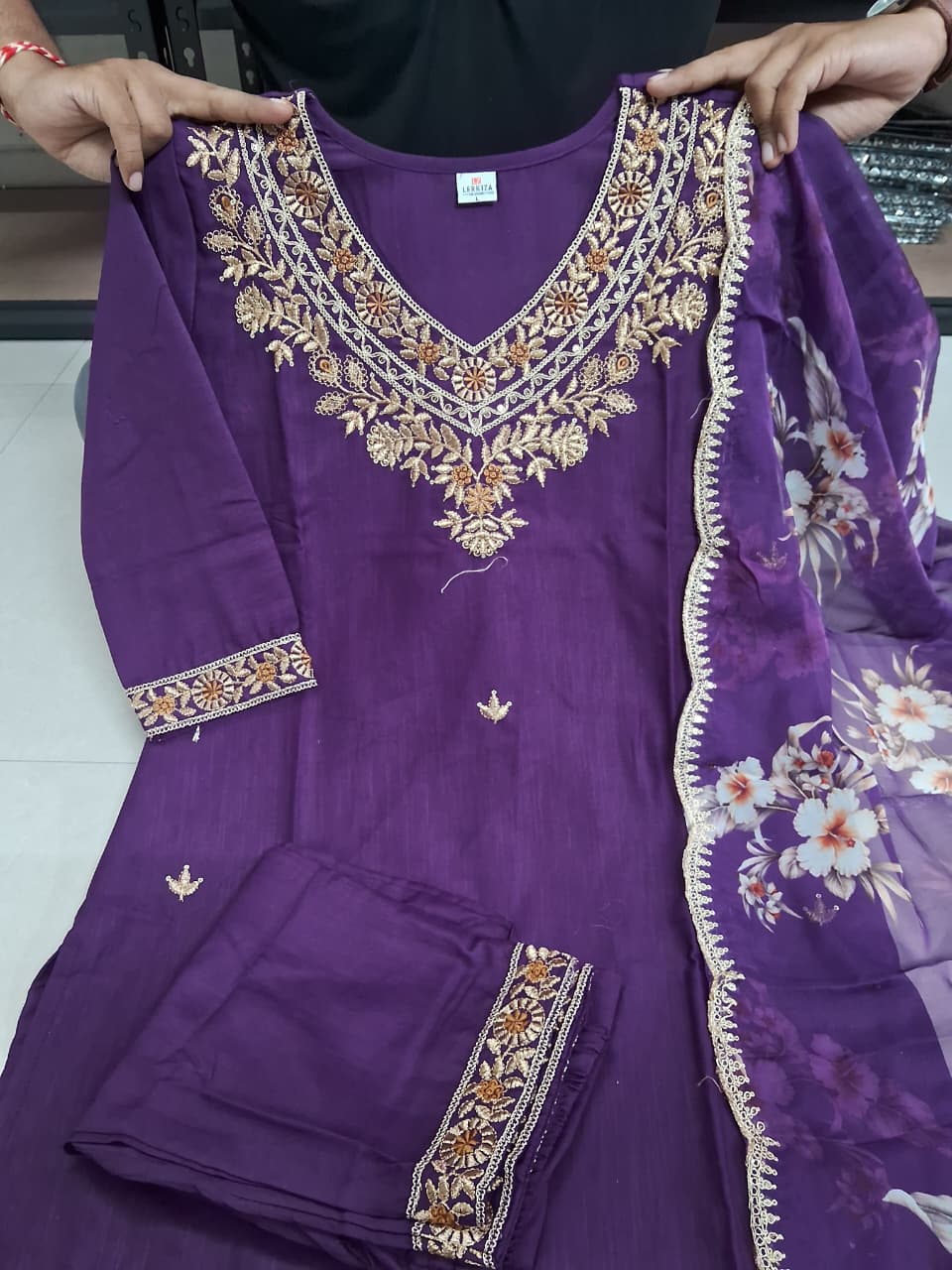 Noorvi Embroidery Sequins Kurti Set