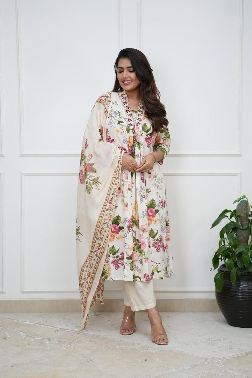 Beautiful Snow Aura Cotton Straight Set