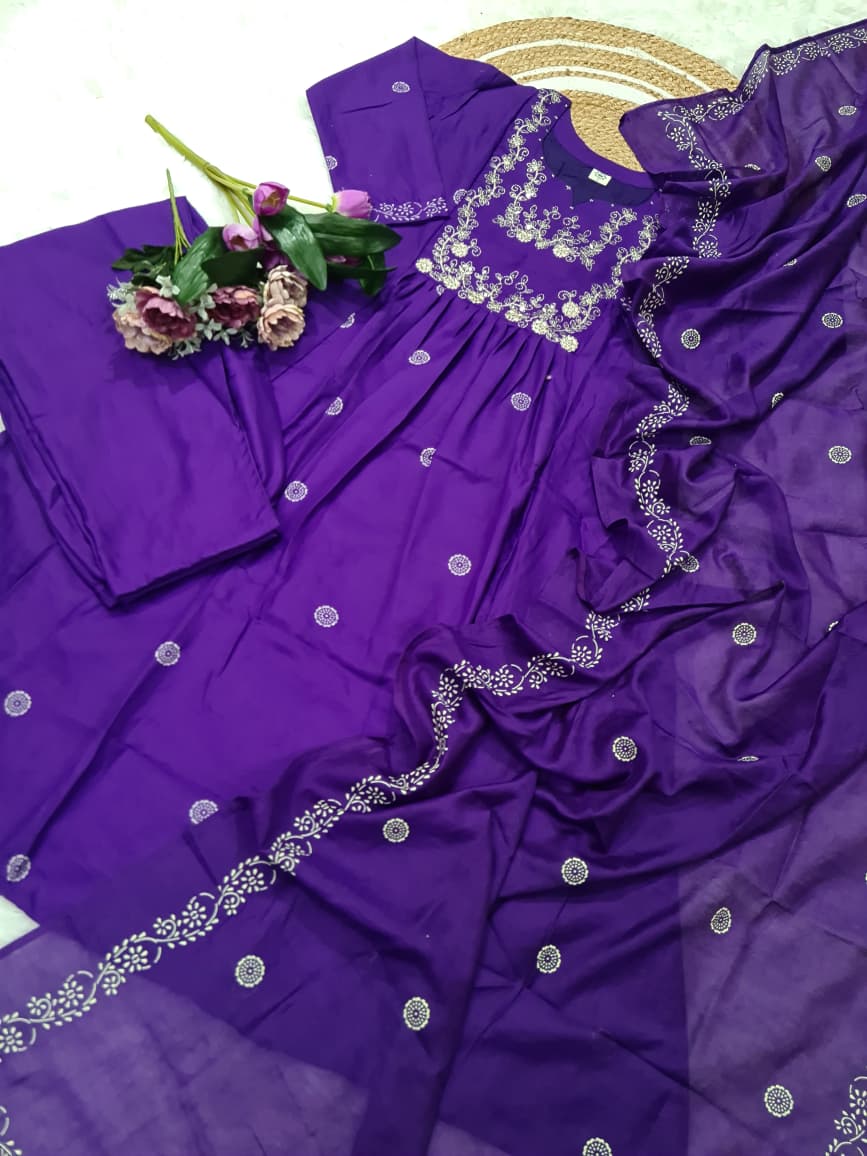 Noorani Purple Rayon Slub Embroidered Kurti Pant Dupatta Set
