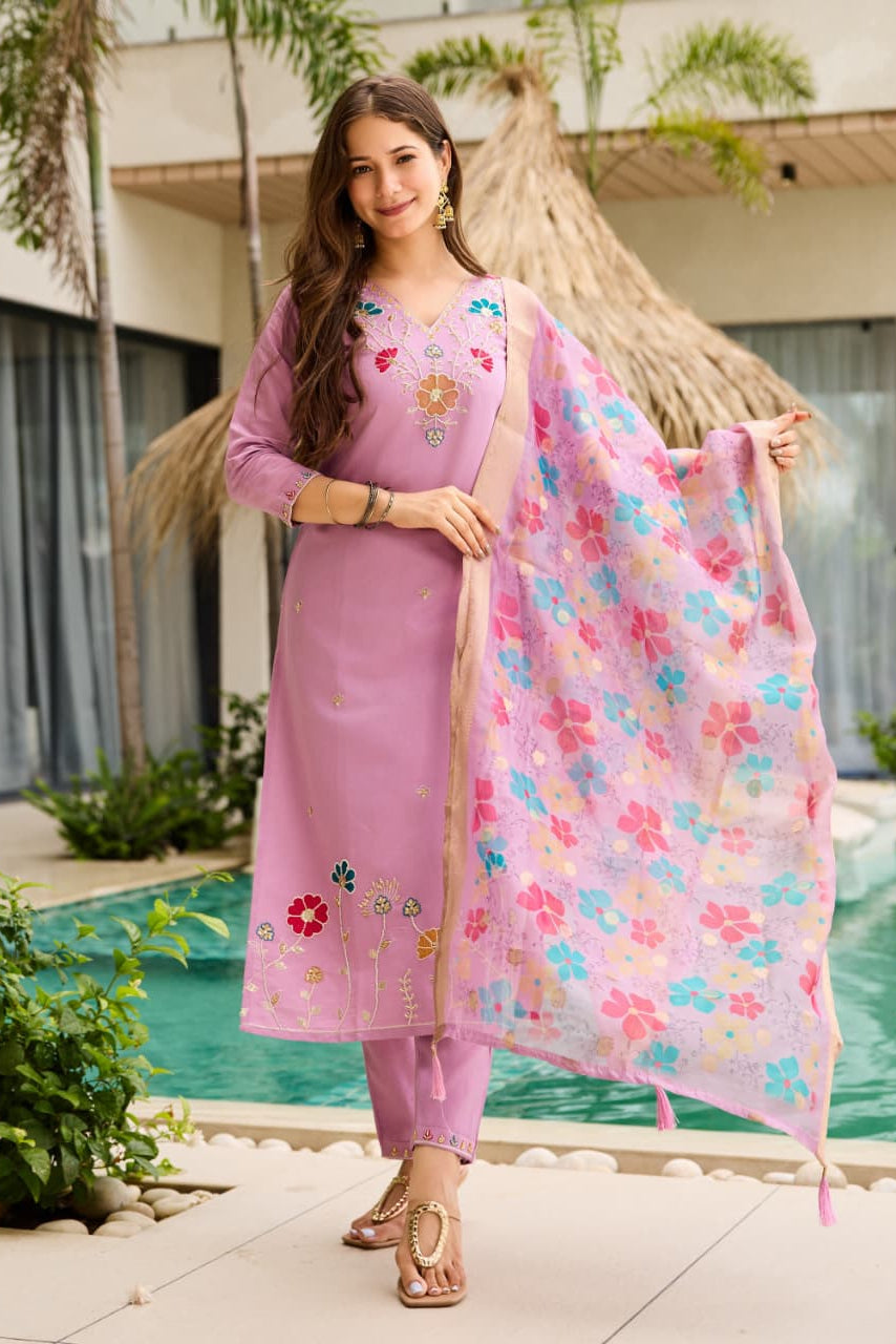 Sunehri Gadhwal Glow Embroidered Kurti Pant Dupatta Set