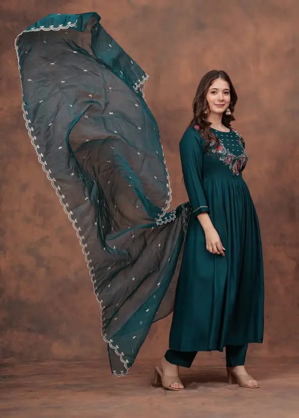 Morpankhi Silk Grace Embroidered Kurti Pant Dupatta Set