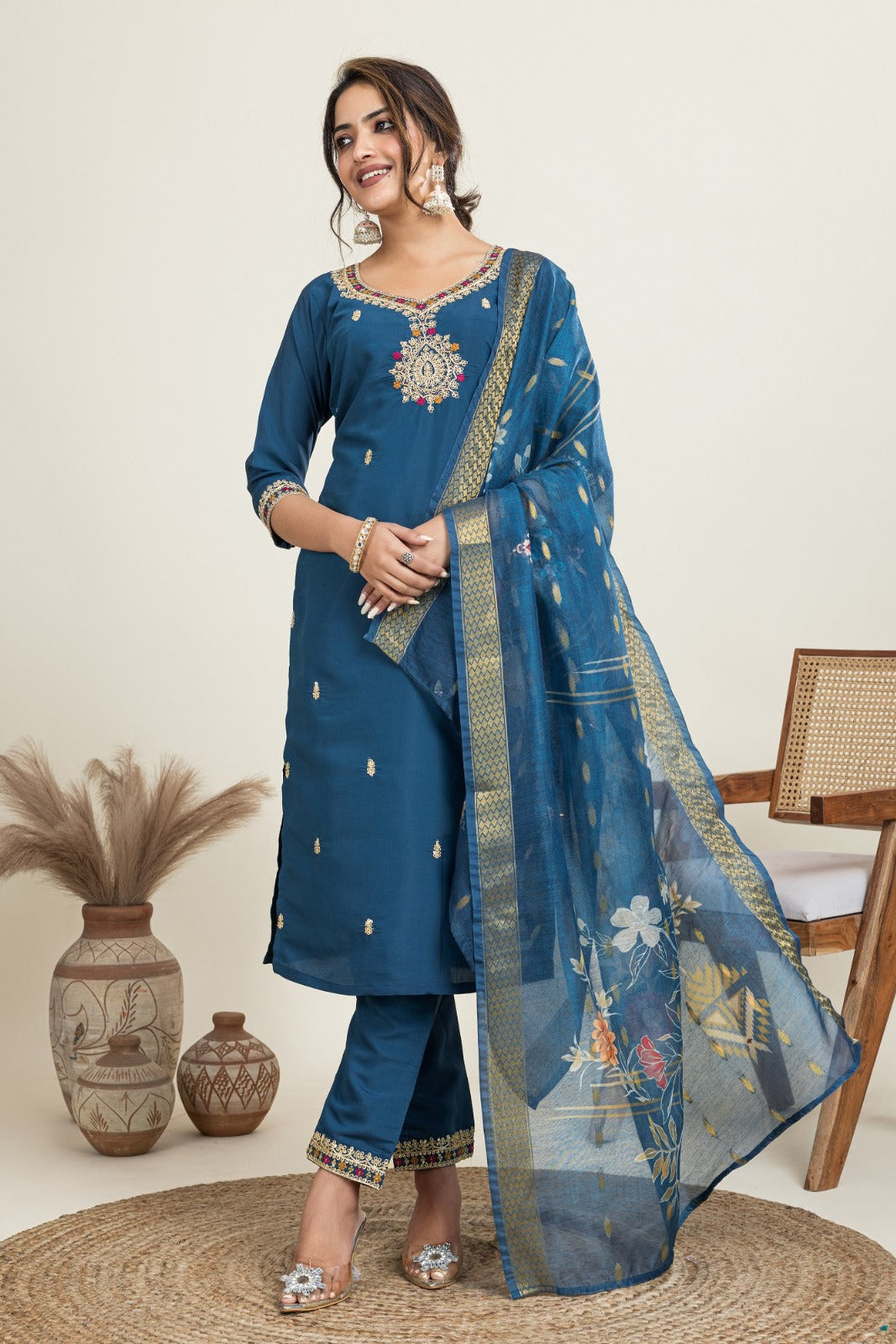Sequins Embroidered Cotton Suit Set