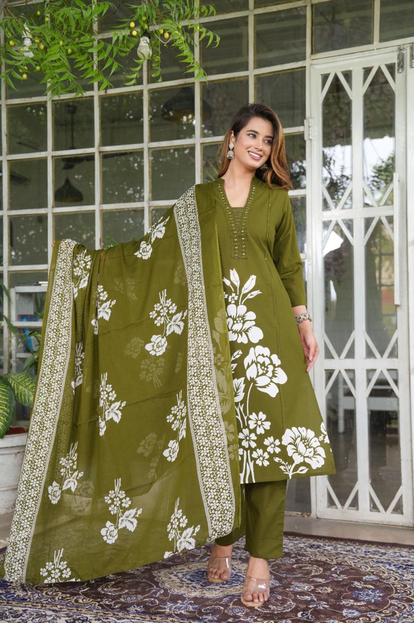 Nazaakat Handcrafted Cotton Kurti Pant Dupatta Set