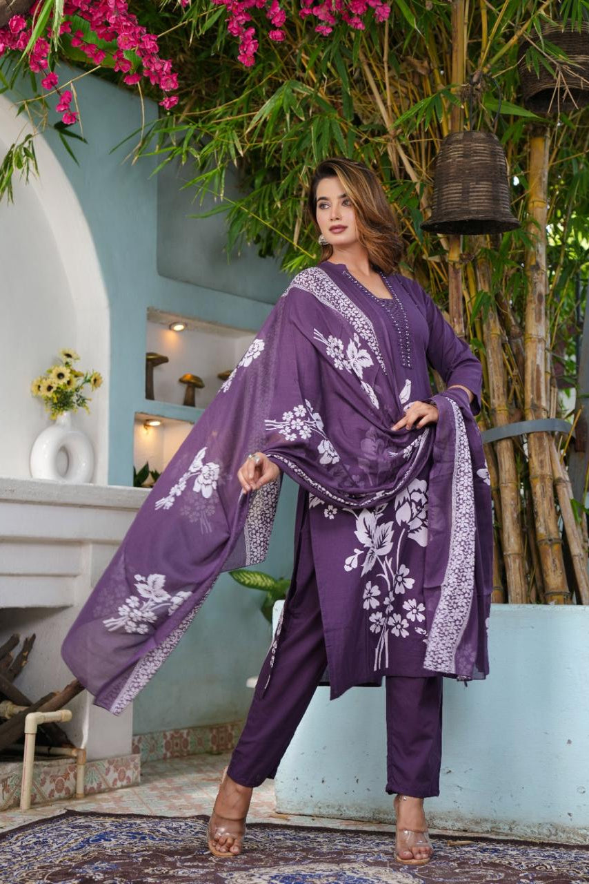 Nazaakat Handcrafted Cotton Kurti Pant Dupatta Set