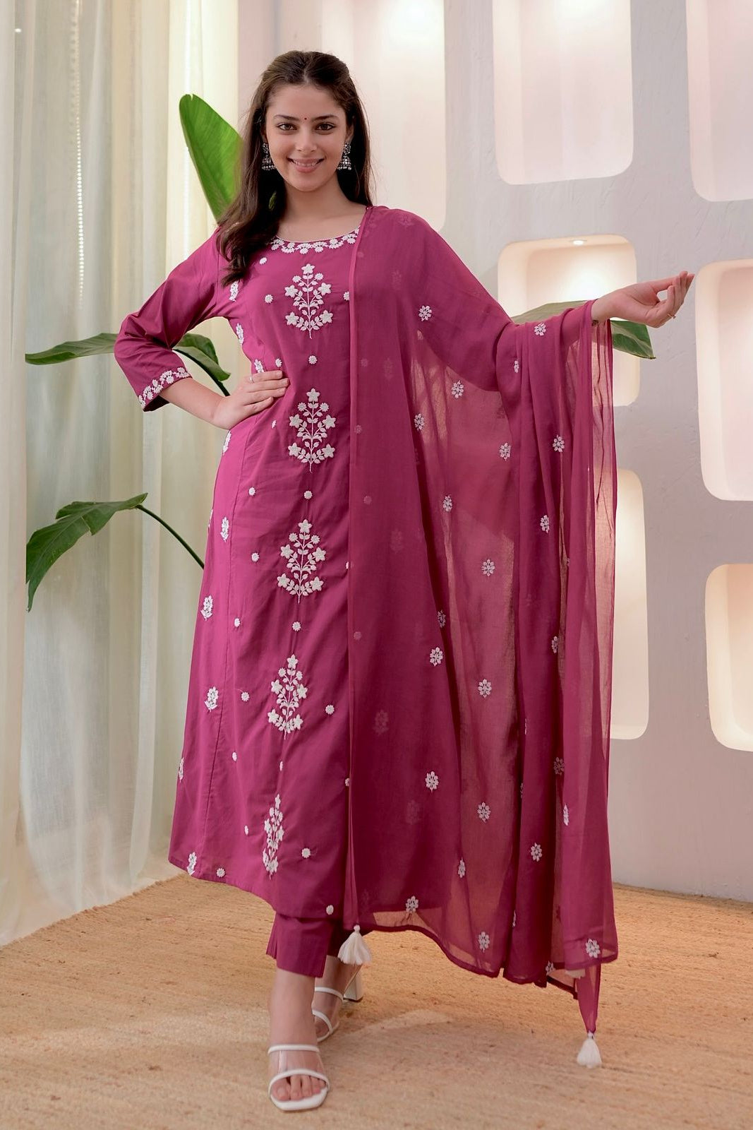 Gulveen Slub Reyon Embroidered Suit Set