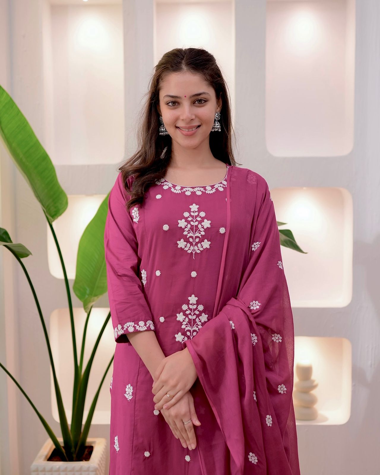 Gulveen Slub Reyon Embroidered Suit Set