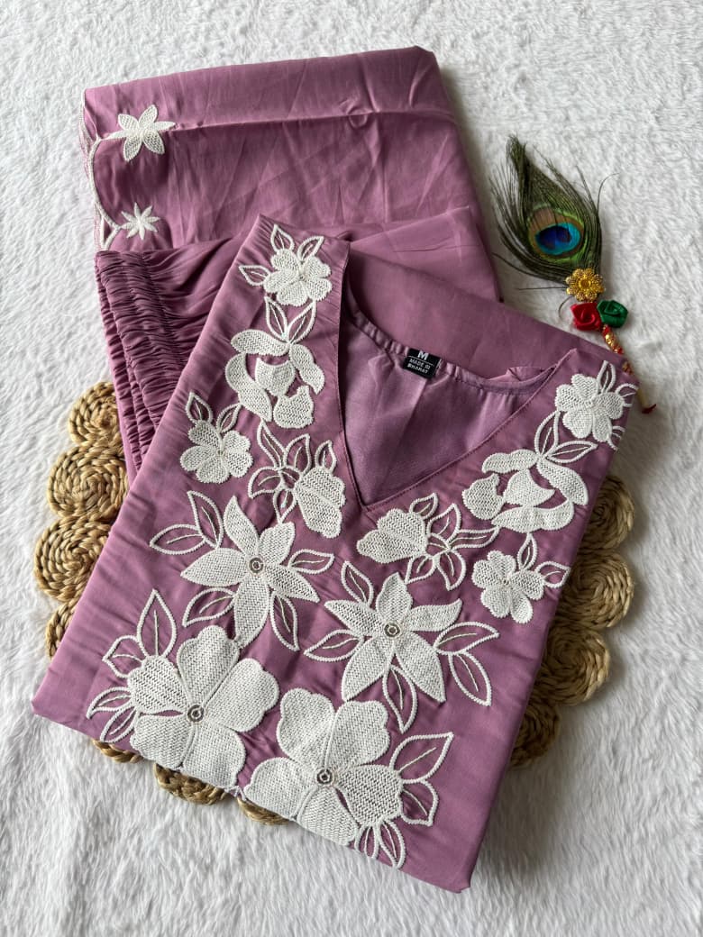 Noorvi Roman Silk Embroidery Kurta Set