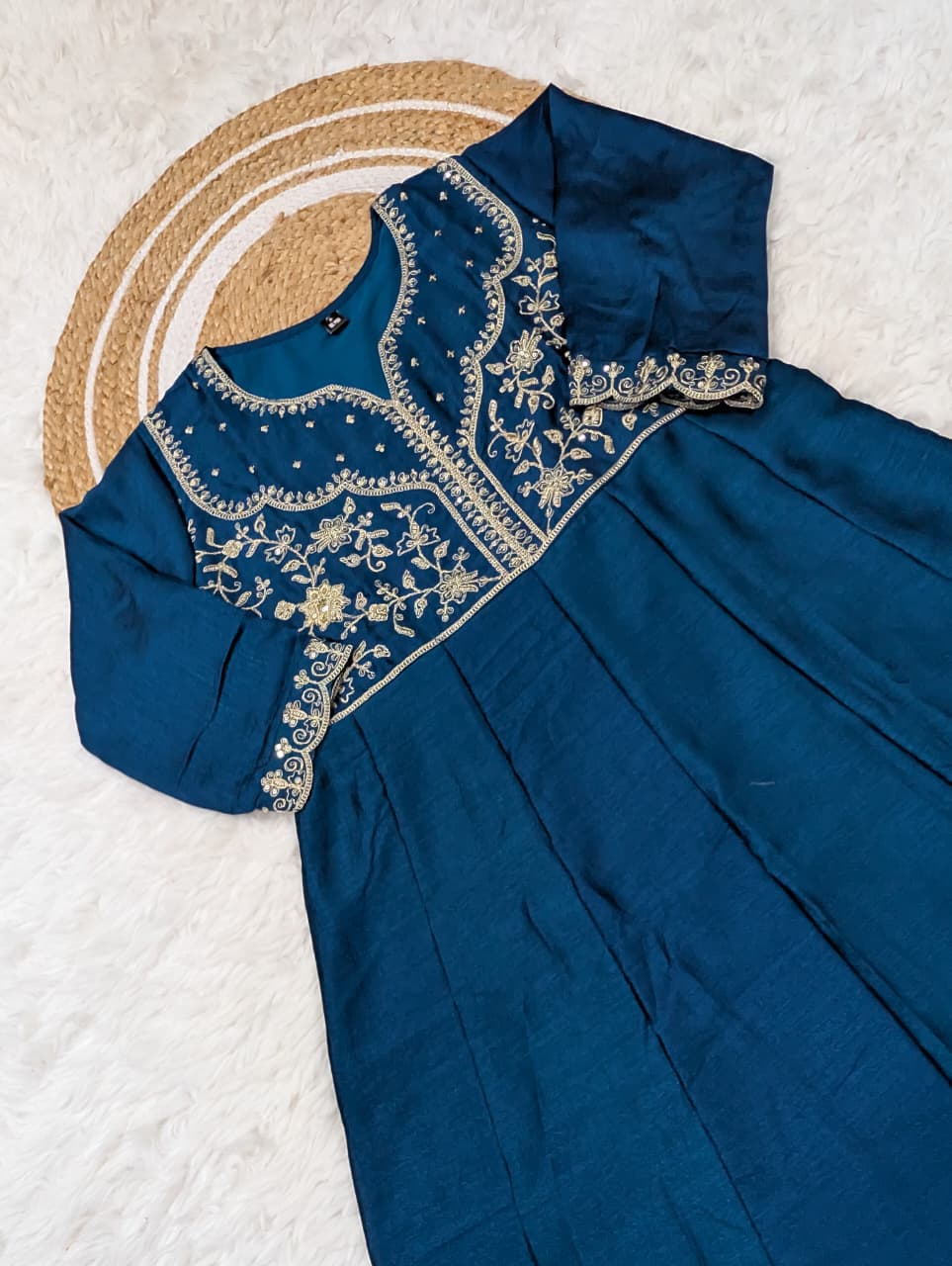 Kanika Morpanki Vichitra Silk Embroidered Kurta Set