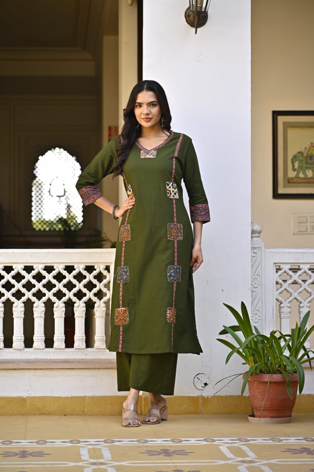 Aarohi Pechkari Cotton Flex Kurti Palazzo Set