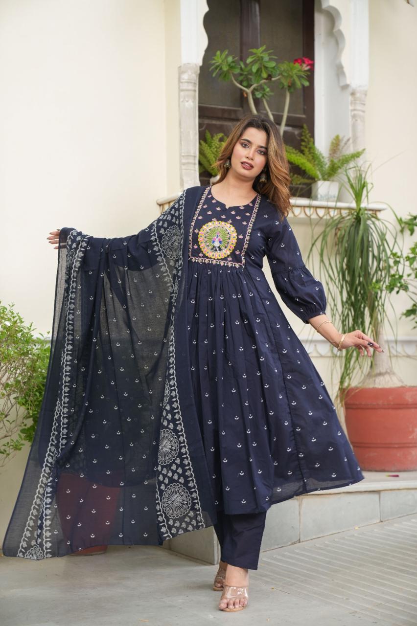 Neel Saaz Embroidered Anarkali Suit Set