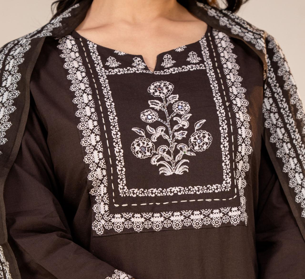 Anvaya Heavy Cotton Suit Set