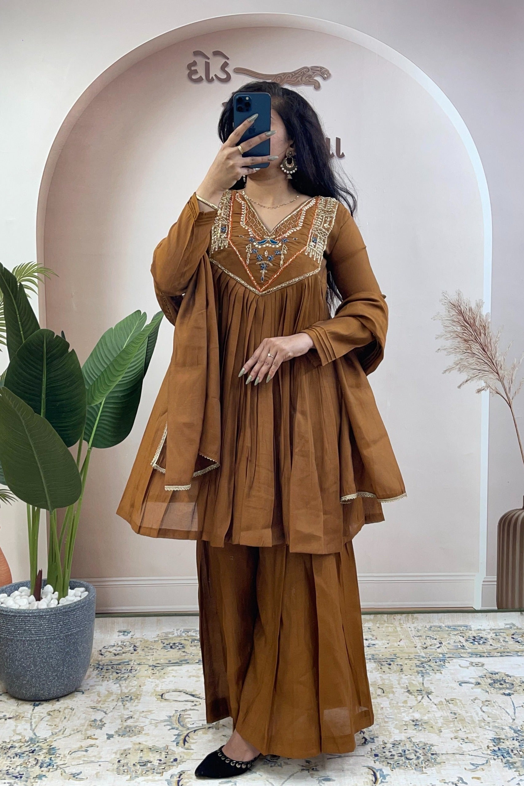 Vanshika Khatli Mul Chanderi Palazzo Set