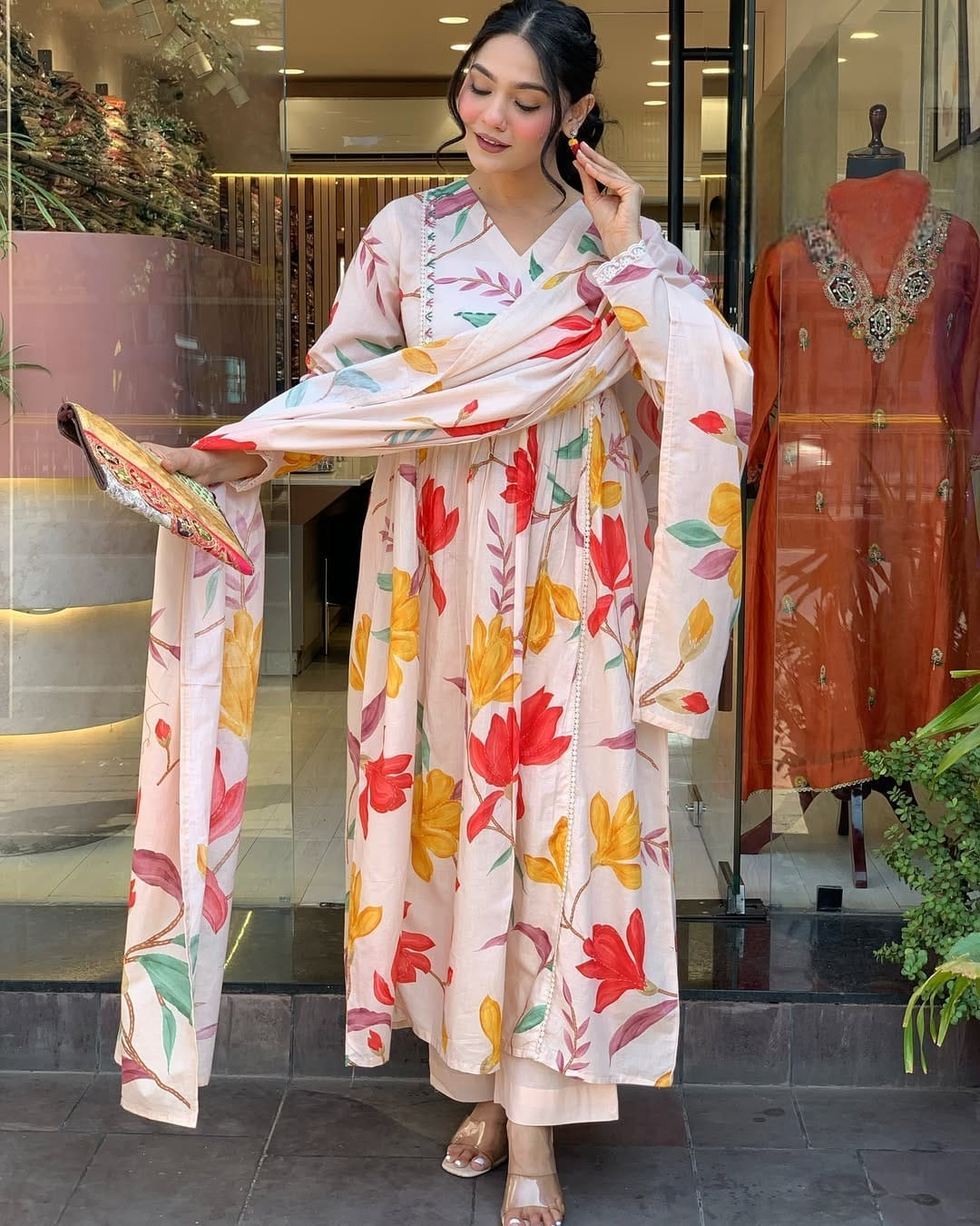 Creamvaani Printed Cotton Kurti Pant Dupatta Set