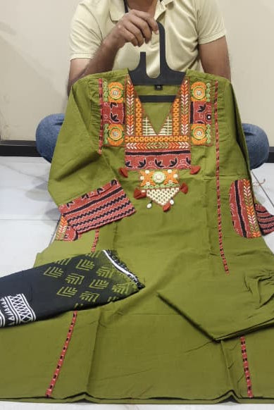 Raktima Dual Pocket Embroidered Cotton Suit Set