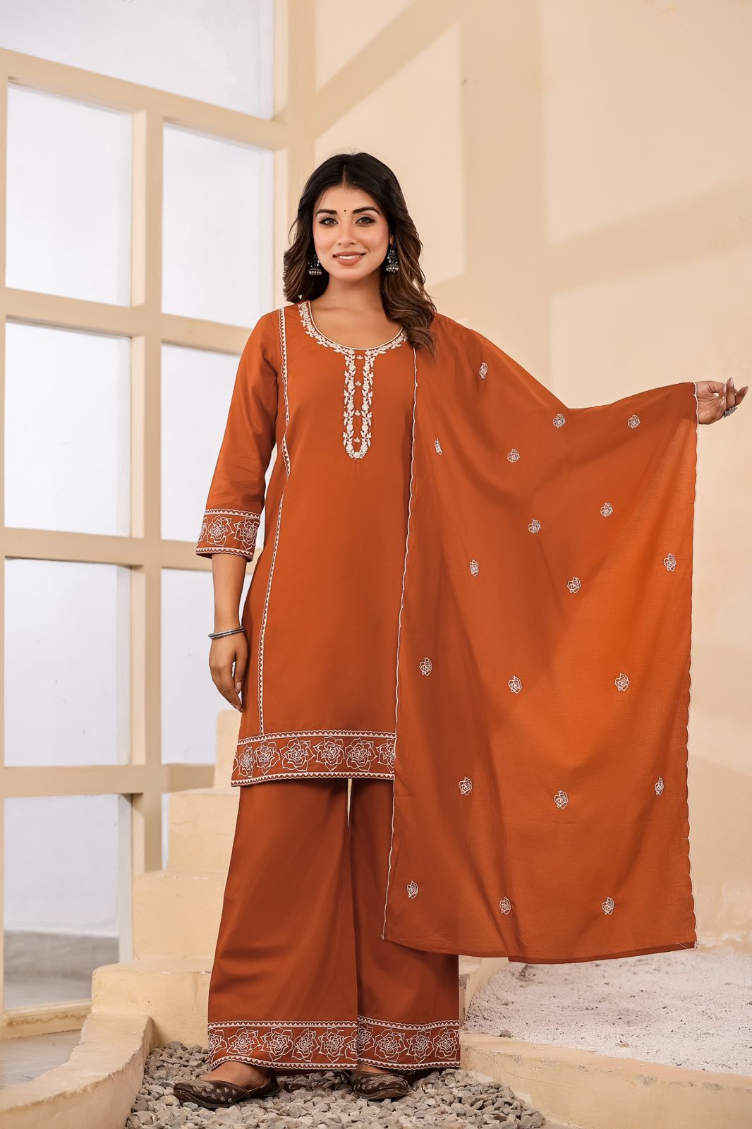 Shyamalika Handwork Embroidered Cotton Kurta Set