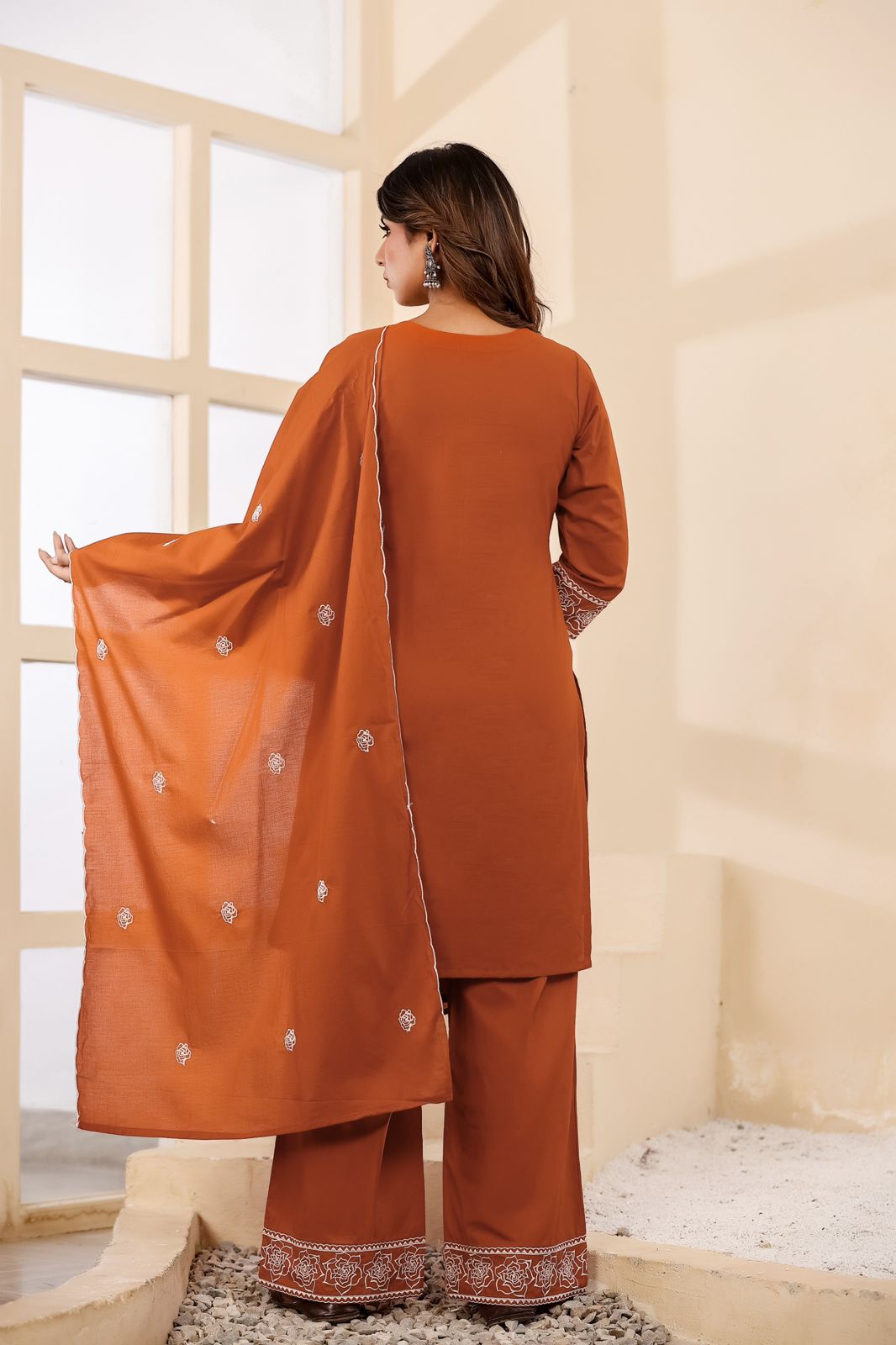 Shyamalika Handwork Embroidered Cotton Kurta Set