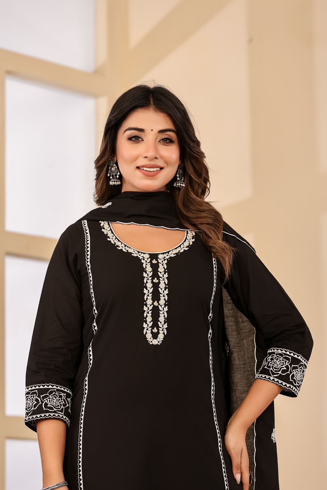 Shyamalika Handwork Embroidered Cotton Kurta Set