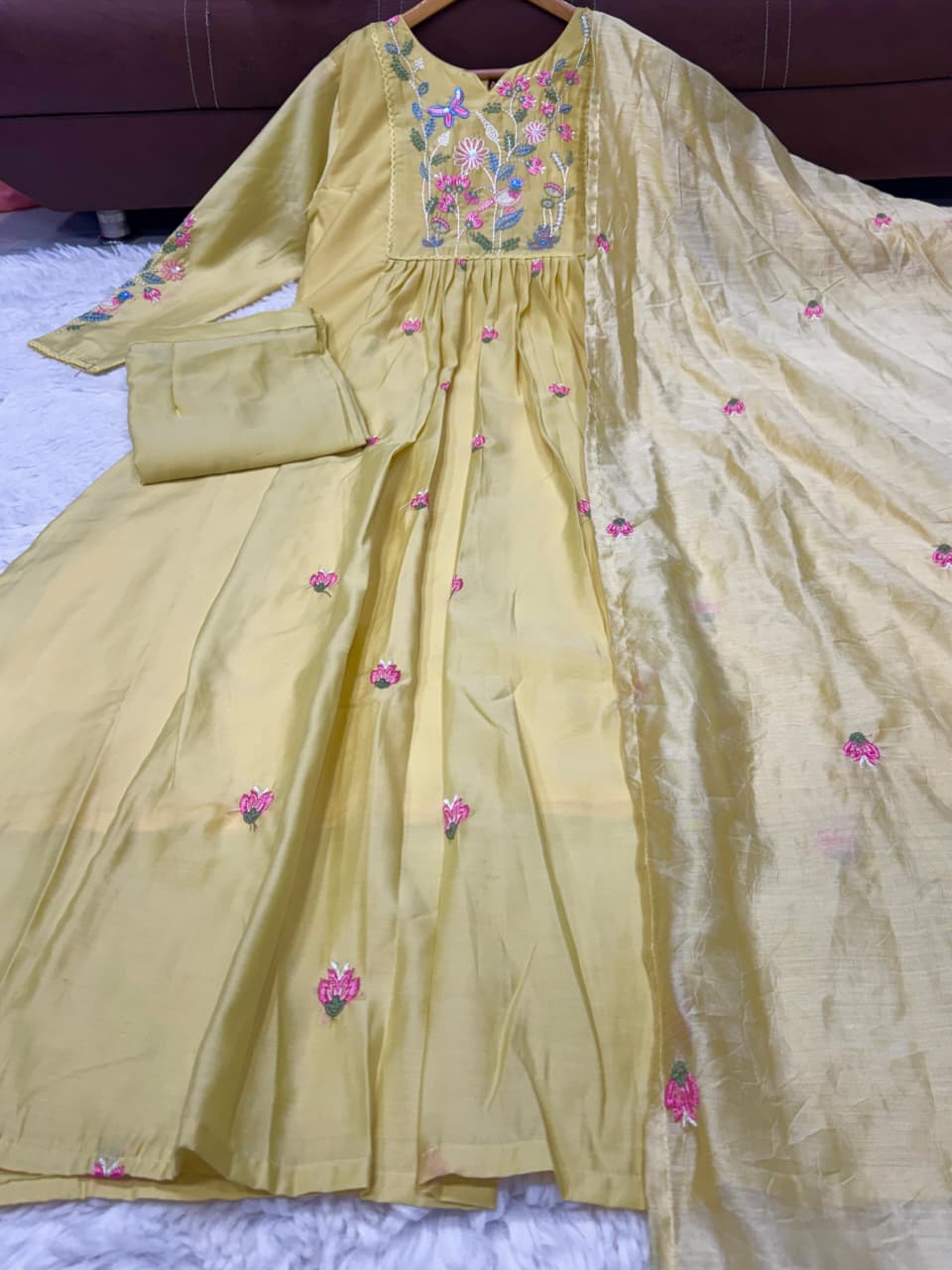 Gulrooh Embroidered Chanderi Silk Suit Set