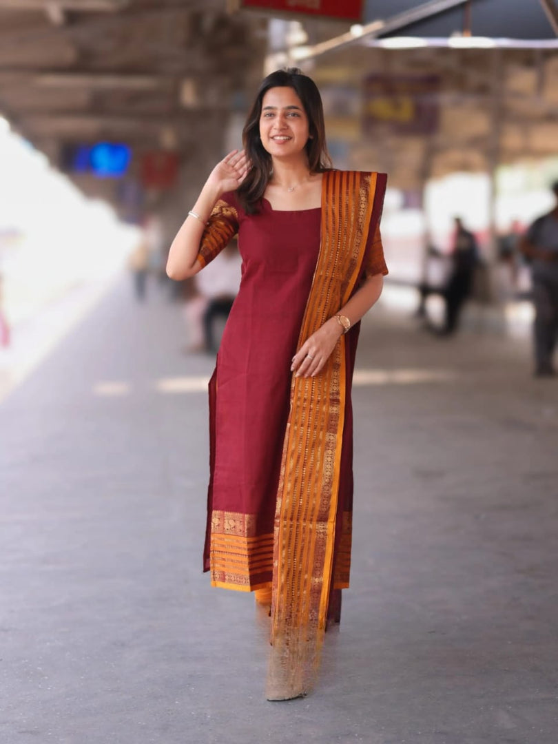 Kanchi Cotton Hand Zari Woven Suit Set