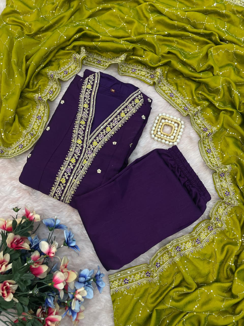Royal Vichitra Silk Anarkali Kurti Pent Set