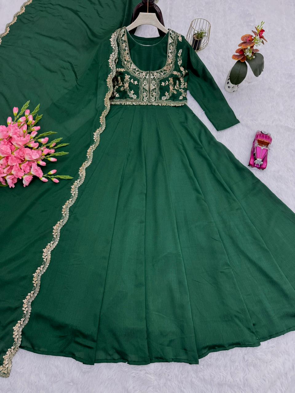 Haritambara Chinon Silk Gown Koti Set