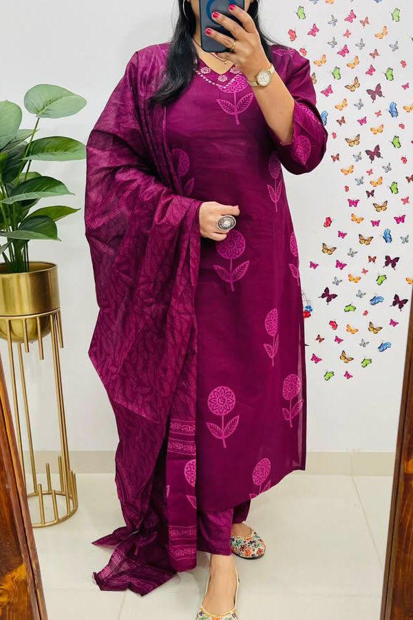 Elegance  purple Cotton Embroidered Suit Set