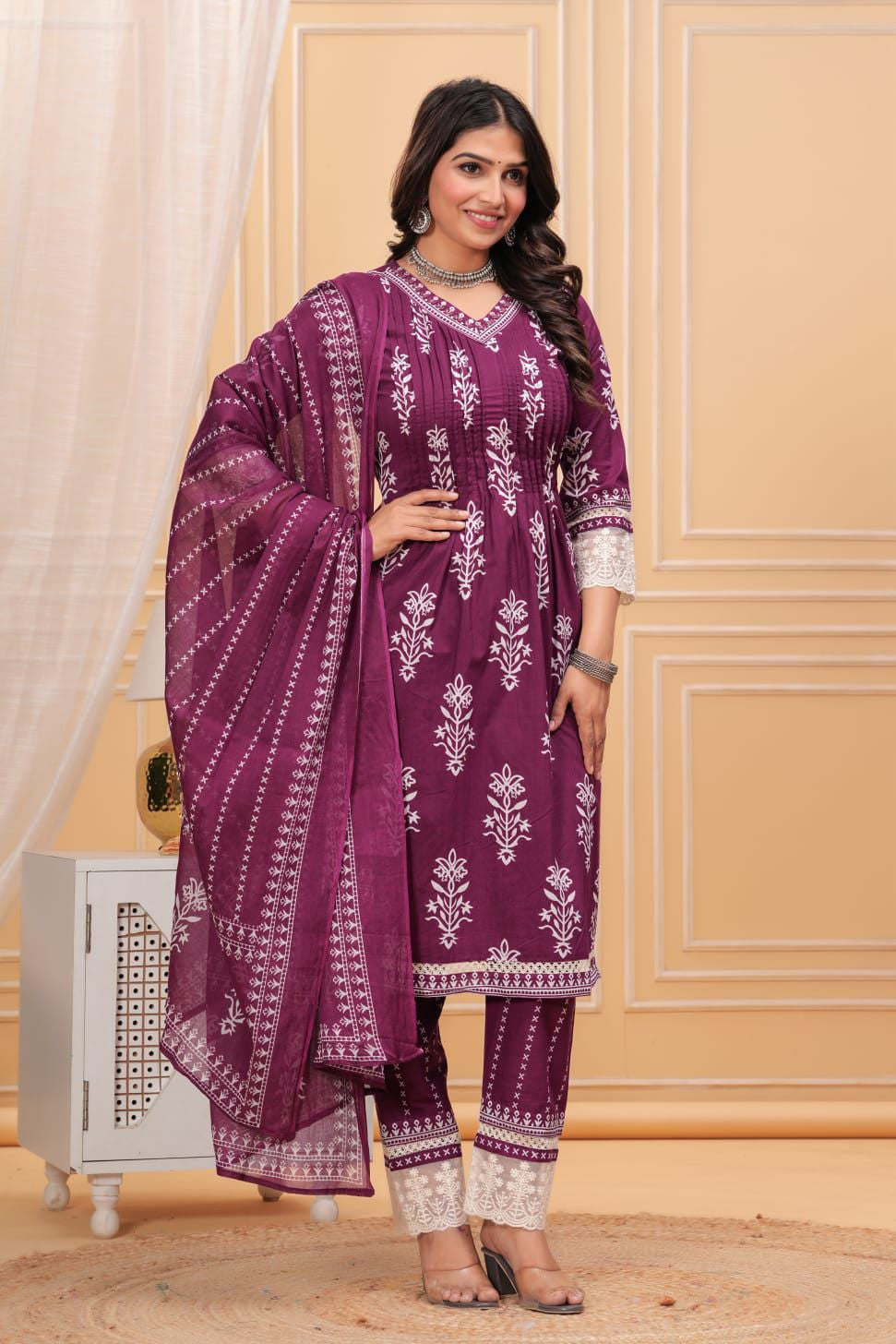 Beautiful V-Neck Grace Cotton Suit Set